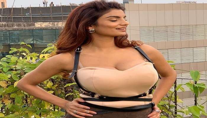 'गंदी बात' फेम अन्वेशी जैनचा ट्रेडिशनल लुक, फोटो पाहून चाहते थक्क
