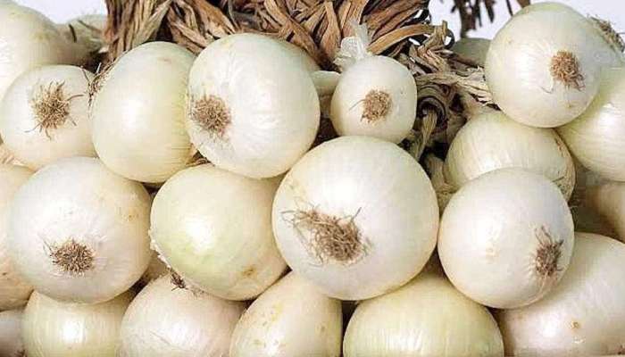 White Onion : पांढरा कांदा निरोगी आरोग्यासाठी गुणकारी, या समस्या होतील दूर 