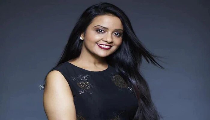 &#039;प्रेम से बोलो...&#039;, Amruta Fadnavis यांच्या नव्या पोस्टमुळे चर्चांना उधाण 