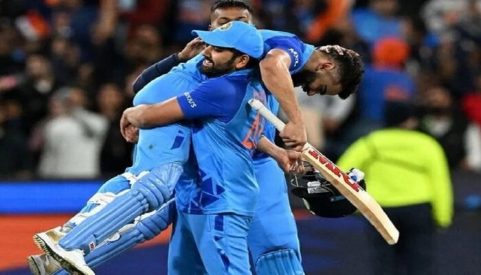 IND vs PAK : &#039;ही&#039; ऑनलाईन फुड डिलीव्हरी कंपनी टीम इंडियाच्या &#039;विराट&#039; विजयात दंग...