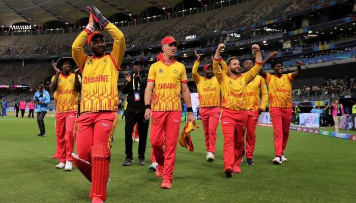 Zimbabwe Cricketers Salary: टीम इंडियाच्या तुलनेत झिंबाब्वेच्या खेळाडूंना मिळते &#039;इतकी&#039; सॅलरी, जाणून घ्या 