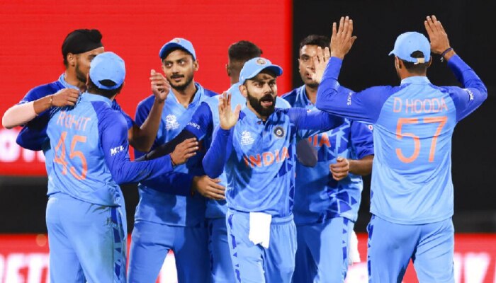 IND vs ZIM: झिम्बाव्बेविरूद्धच्या सामन्यात टीम इंडियाकडून Zimbabwe ला &#039;इतक्या&#039; रन्सचं लक्ष्य