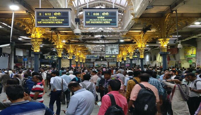 Indian Railway : रेल्वे गाड्या आता 24 डब्यांच्या, प्रवास सुखकर होणार