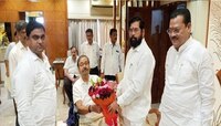 ठाकरे गटाला मोठा धक्का! खासदार गजानन किर्तीकर यांचा शिंदे गटात प्रवेश