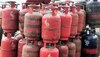 Gas Cylinder Price: मोठा झटका! गॅस सिलिंडर दराबाबत सरकारने घेतला हा निर्णय, कोट्यवधी ग्राहकांना फटका