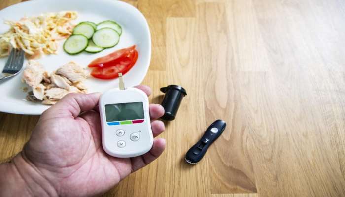 World Diabetes Day 2022: मधुमेहाच्या रुग्णांनी &#039;या&#039; पदार्थांपासून राहा दूर, भविष्यात उद्भवू शकतो धोका   