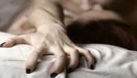 'चादर ओढून सीटवर ठेवले शारिरीक संबध' ; या 5 स्टार ज्यांनी  सांगितली स्वतःचीच...