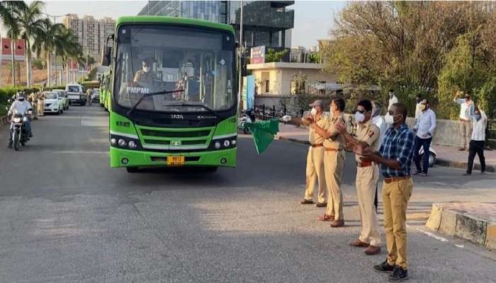 पुण्यात आता पोलिसांनाही काढावे लागणार बसचे तिकीट; परिवहन खात्याचा मोठा निर्णय