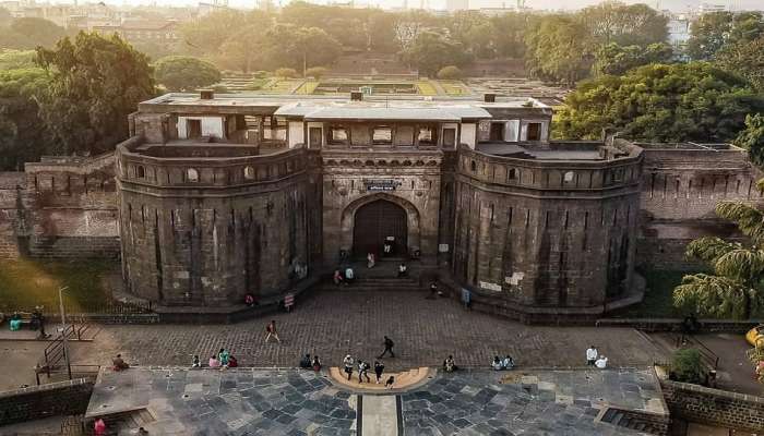 नव्या वादाला सुरूवात! शनिवारवाड्यातील पटांगणातला दर्गा काढण्याची मागणी