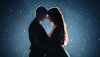 International Men's Day : महिलांना पुरूषांच्या 'या' गोष्टी खुप आवडतात? जाणून घ्या 