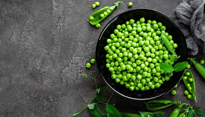 Peas Health Benefits : थंडीच्या दिवसांत वजन कमी करण्यास मदत करेल हिरवा वाटाणा