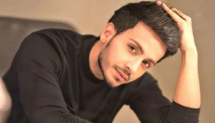 'तो माझ्या जवळ...', अभिनेत्रीच नाही तर अभिनेतेही करतात Casting Couch चा सामना