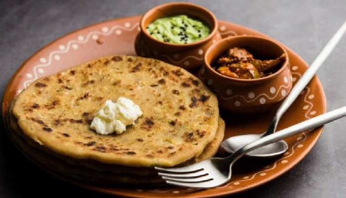 kitchen tips: टेस्टी मऊ आणि लुसलुशीत पराठा बनवणं आता शक्य...फक्त पीठ मळताना घाला या दोन गोष्टी...