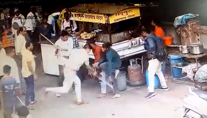 Nashik News: जिथं धतिंग केली त्याच जागेवर पोलिसांनी उतरवला माज; पाहा CCTV VIDEO!