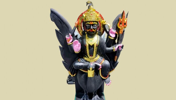 Shani Idol At Home: शनिची मूर्ती घरात का ठेवत नाहीत? जाणून घ्या