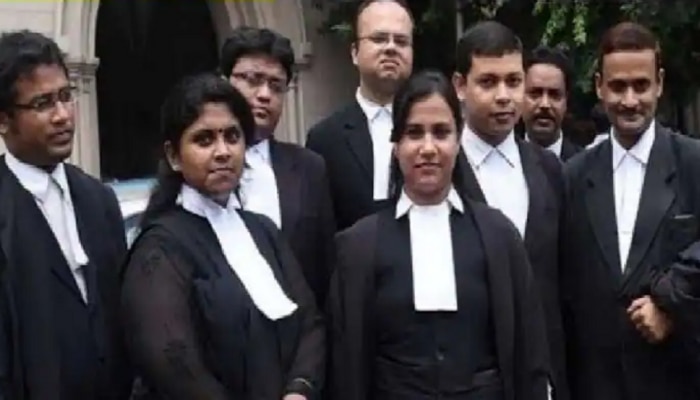 Myths and Facts : Lawyer काळा कोट का घालतात, माहित आहे का कारण?