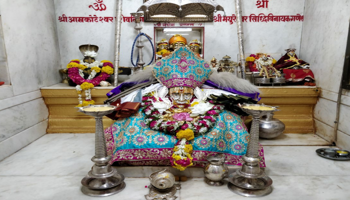 Solapur Crime : स्वामी समर्थ भक्तांना सायबर ठगांचा गंडा, 'या' शहरांमधील भक्तांची फसवणूक...