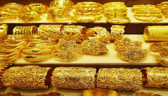 Gold Silver Price : सोने पे सुहागा! ऐन लग्नघाईत सोनं-चांदीचे दर स्वस्त की महाग? वाचा आजचे नवे दर  