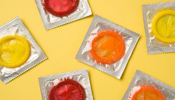 Sexual Health : Sex दरम्यान Condom फाटला तर.... या कारणांमुळे येऊ शकता अडचणीत