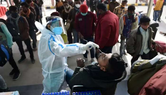 New Year च्या तोंडावर पुन्हा कोरोनाचं संकट, भारतीयांच्या सेलिब्रेशनला लागणार ग्रहण?  