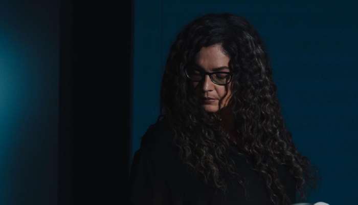 Divorce नंतर इतकं मद्यपान केलं की मृत्यूच्या दारात पोहोचली होती 'ही' अभिनेत्री, महेश भट्ट यांच्यामुळे वाचली