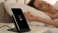 Smartphone Battery : 10, 20 की 30 टक्के... मोबाईल फोन कधी चार्जिंग करावा?