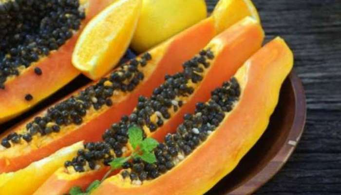Papaya Seeds Benefits: थंडीत खा पपईच्या बिया, करा सर्दी आणि तापातून सुटका 
