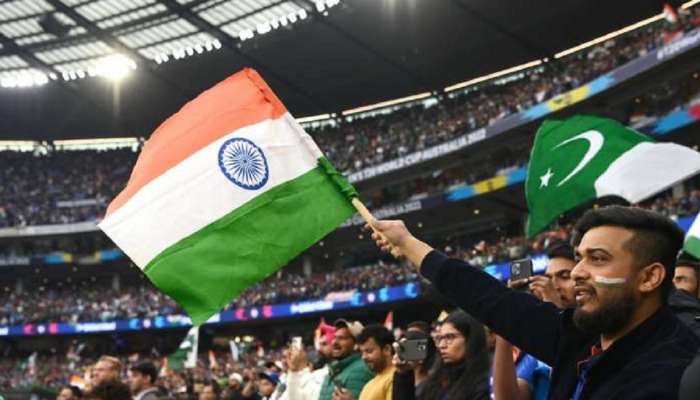IND vs PAK : चाहत्यांसाठी मोठी बातमी, 15 वर्षांनंतर भारत-पाकिस्तान कसोटी सामना होणार पण...