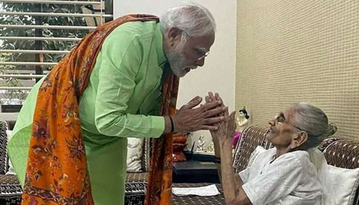 PM Modi&#039;s Mother Passes Away: जेव्हा पंतप्रधान मोदी यांनी आईसाठी लिहिली &#039;मन की बात&#039;, सांगितली ही खास गोष्ट