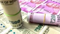 8th Pay Commission मुळे सरकारी कर्मचाऱ्यांचा पगार 'इतक्या' फरकानं वाढणार