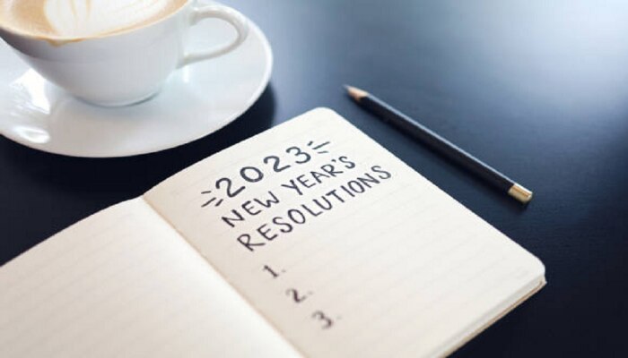 New Year 2023 Resolutions: नव्या वर्षात चुकूनही करु नका &#039;हे&#039; 5 संकल्प 