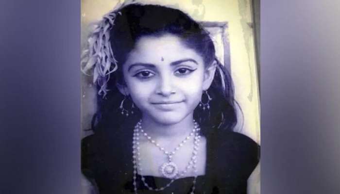 Guess Who : फोटोतल्या 'या' बॉलिवूड अभिनेत्रीला ओळखलंत का? 
