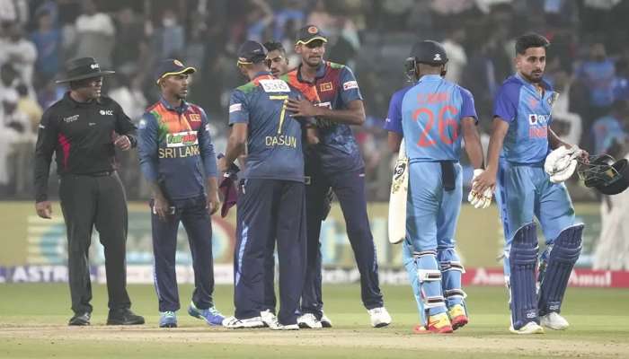 IND vs SL : दुसऱ्या वनडे सामन्यापूर्वी मोठा धक्का, स्टार खेळाडूला दुखापत