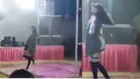 शॉर्ट ड्रेसमध्ये बोल्ड डान्स करत असताना तरुणीची झाली पंचाईत; Video Viral