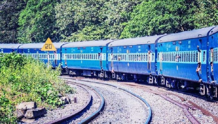 India Railway Budget 2023: रेल्वेनं प्रवास करणाऱ्या प्रत्येकानं वाचावी ही बातमी, तुमच्यावर होणार थेट परिणाम 