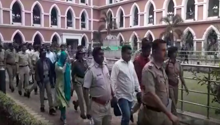 अनैतिक संबंधात अडसर ठरणाऱ्या पतीची प्रियकराच्या मदतीने हत्या, पत्नीसह आठ आरोपींना जन्मठेपेची शिक्षा