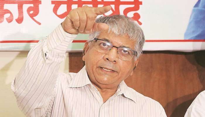 Prakash Ambedkar : महविकास आघाडीत जाण्याची इच्छा नाही; प्रकाश आंबेडकर यांच्या वक्तव्याने राजकारणात खळबळ