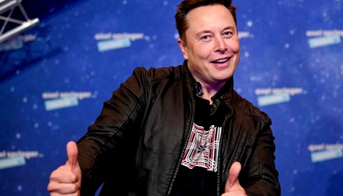 Elon Musk यांनी बदललं नाव, बारसं घातल्याने मिळाली नवी ओळख!