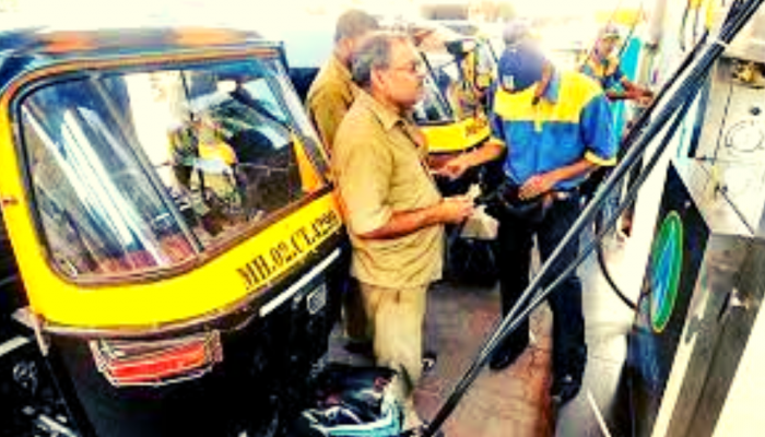 CNG Rate : बजेटआधी आनंदाची बातमी, CNG झाला 'इतक्या' रुपयांनी स्वस्त!