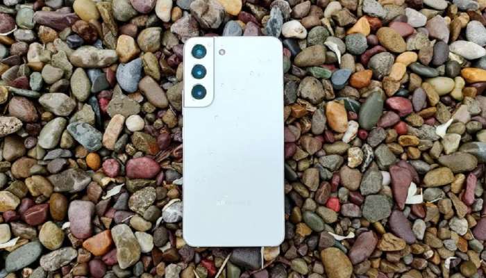 Smartphone चाहत्यांसाठी खूशखबर! Samsung ची 5G स्मार्टफोनवर भरघोस सूट, तब्बल 15 हजारांनी स्वस्त केला फोन 