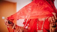 Weird Marriage: एक घर, एक कुटुंब, चार भाऊ आणि एकच पत्नी... 'या' घरात असं का घडलं? 