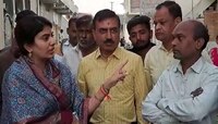 रवींद्र जाडेजाची पत्नी रस्त्यातच अधिकाऱ्यांवर संतापली, Video व्हायरल