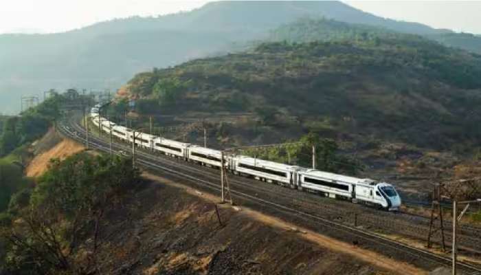 Vande Bharat Train : सर्वात कठीण अशा कसारा घाटात 'वंदे भारत ट्रेन'चा सराव; मुंबई ते शिर्डीचा प्रवास सुसाट Vande Bharat Train : सर्वात कठीण अशा कसारा घाटात 'वंदे भारत ट्रेन'चा सराव; मुंबई ते शिर्डीचा प्रवास सुसाट