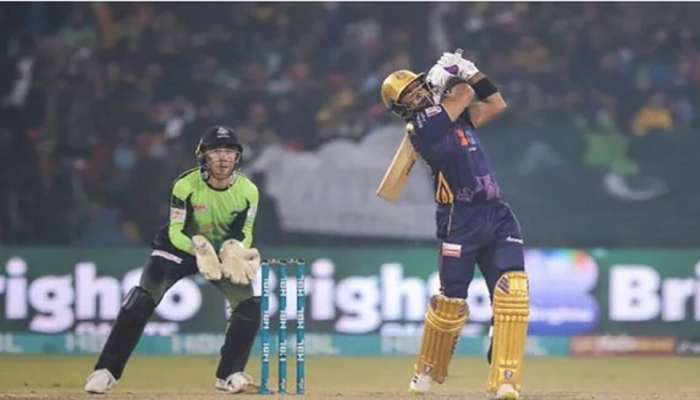 PSL: 6,6,6,6,6,6...'या' क्रिकेटपटूने 6 चेंडूत 6 षटकार मारून उडवली धमाल, पाहा VIDEO