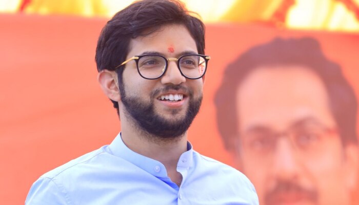 दररोज &#039;ब्ल्यू शर्ट&#039; का घालता? Aditya Thackeray म्हणतात &quot;आई मला ओरडत असते...&quot;