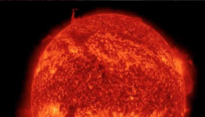 Huge Piece Of Sun Breaks: टेन्शन वाढवणारी बातमी! सूर्याचा तुकडा पडला; वैज्ञानिक आणि NASA ही संभ्रमात