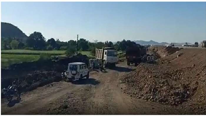 Samruddhi Mahamarg : समृद्धी महामार्गाचे काम &#039;या&#039; ठिकाणी शेतकऱ्यांनी पाडले बंद