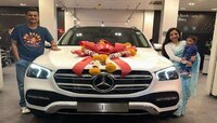 MBA Chai Wala:चहा विकून तरूणाने खरेदी केली Mercedes कार, सोशल मीडियावर एकच चर्चा