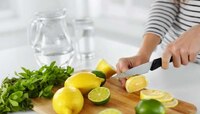 Smart Kitchen Tips : तुम्हाला माहित आहेत का लिंबाचे हे फायदे? या टिप्स तुम्हाला बनवत