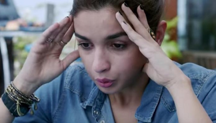 Alia Bhatt Photo Leak: आलियानं केलेल्या 'त्या' तक्रारीची अखेर मुंबई पोलिसांनी घेतली दखल